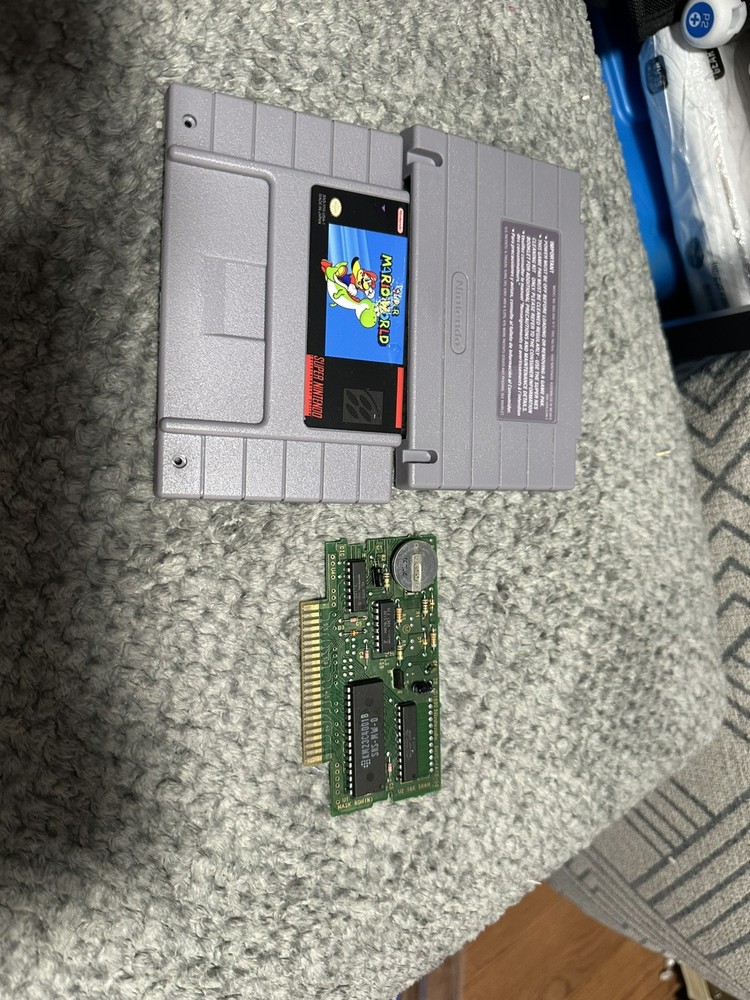 Super Nintendo SNES System Console With 2 Controllers, AC & A/V Cords 2 games