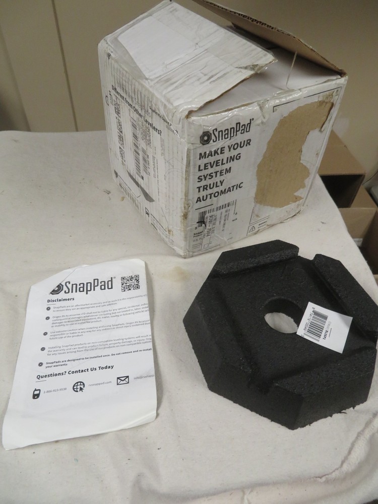 Snappad BL5SP4 Mini Square Jack Pad Feet - 4 Pack NEW