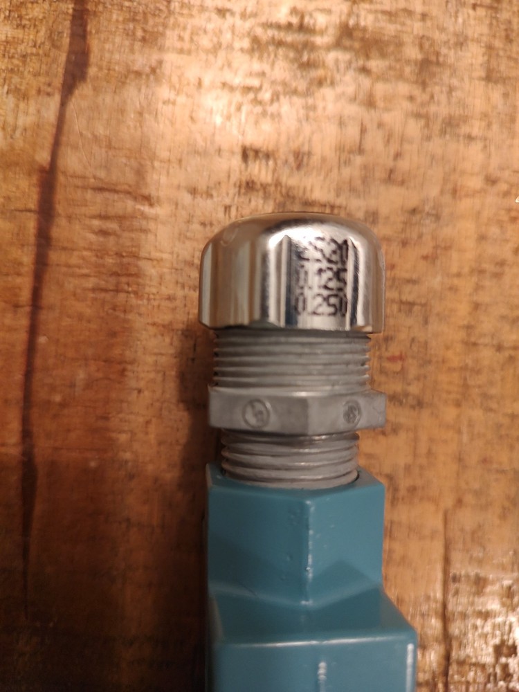 Micro Switch BZE6-2RN w/strain relief