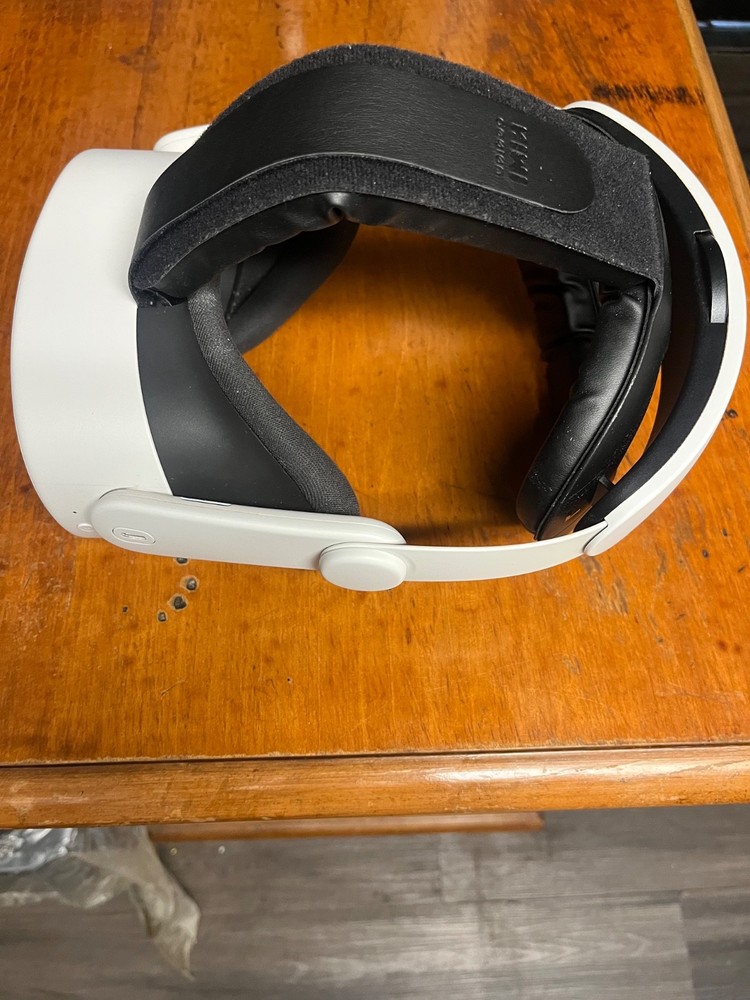 Meta Oculus Quest 3S Headset Only w/ New Comfort Strap Tested Working