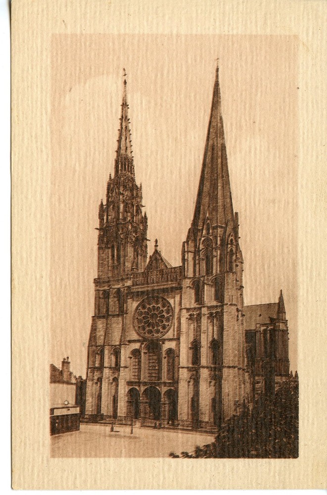 FRANCE -  CHARTRES  CATHEDRAL  -  PC168
