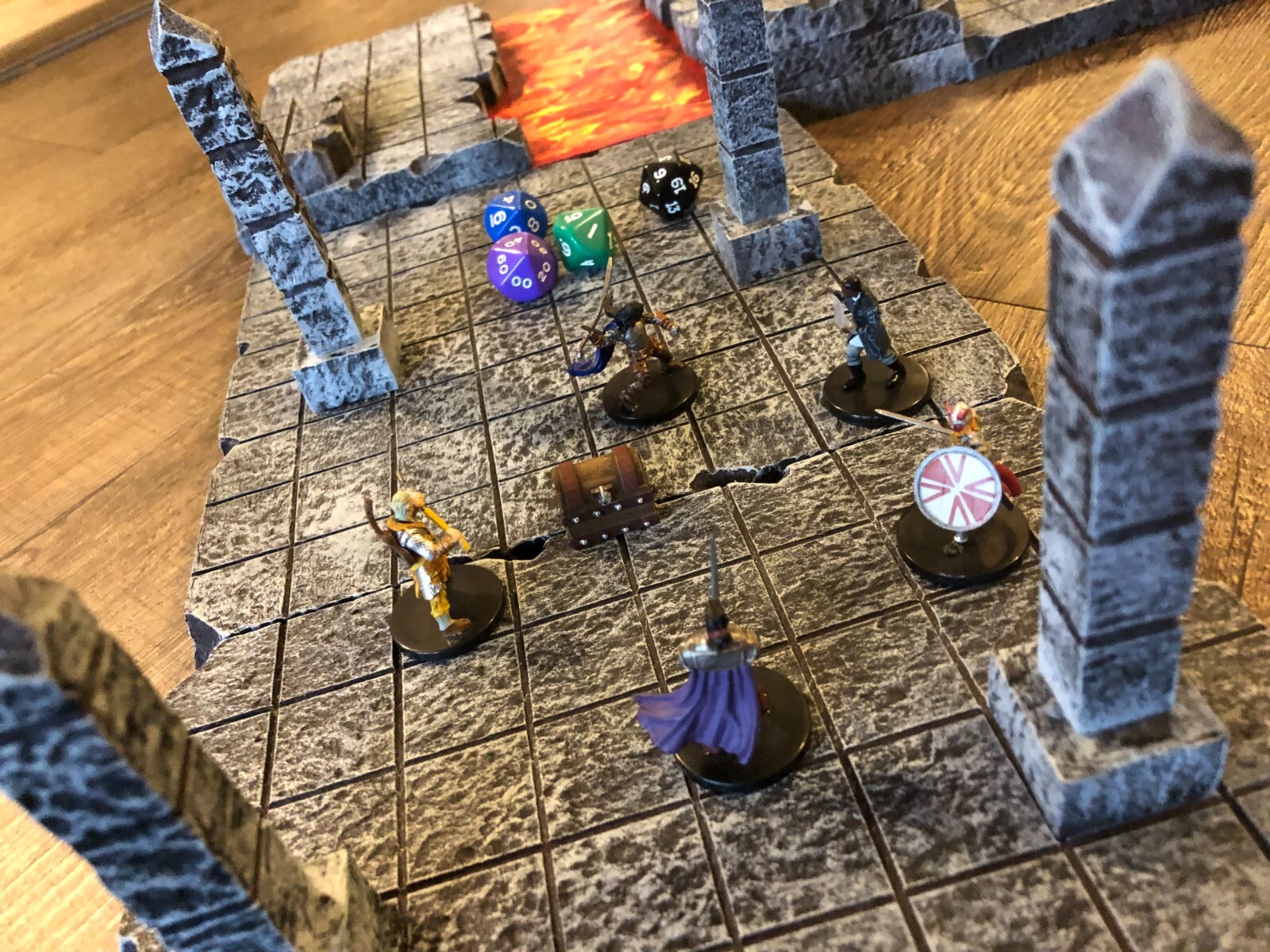 Lava Temple Ruin Set 28mm Terrain Scenery for D&D Pathfinder