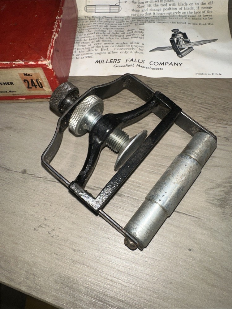 Millers Falls No. 240 Chisel & Plane Iron Sharpener Guide, Sharpening Jig in Box