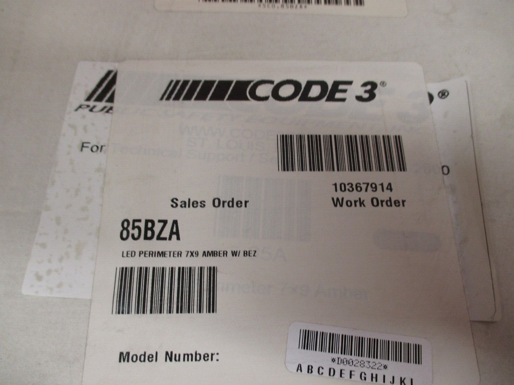 85BZA LED AMBER PERIMETER LIGHT WITH BEZEL 7" X 9" RECTANGLE CODE3 NEW