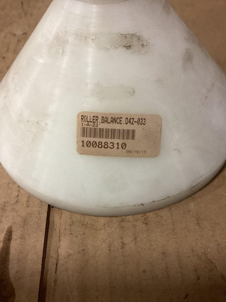 D42-033 Balance Roller , 8” Polypropylene