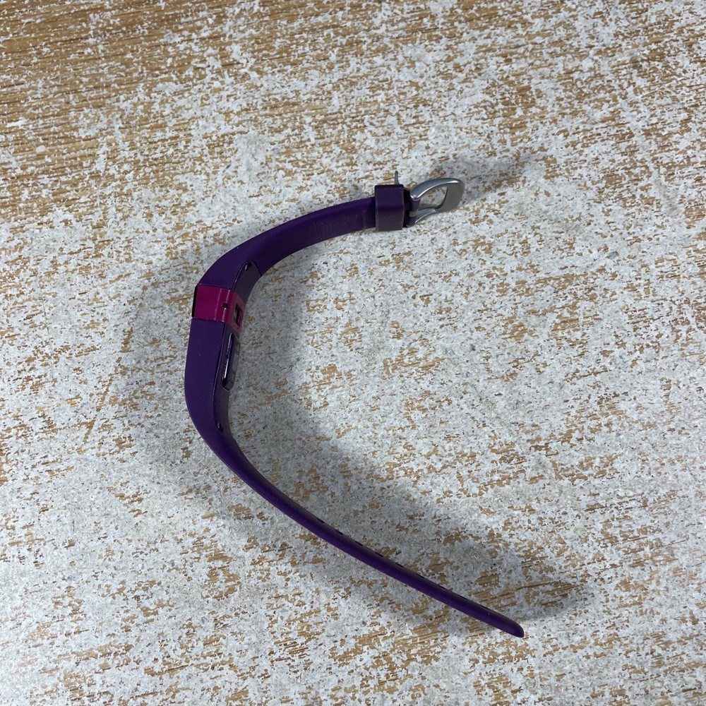 Fitbit Charge HR Wireless Activity Tracker PLUM (Purple) - Untested