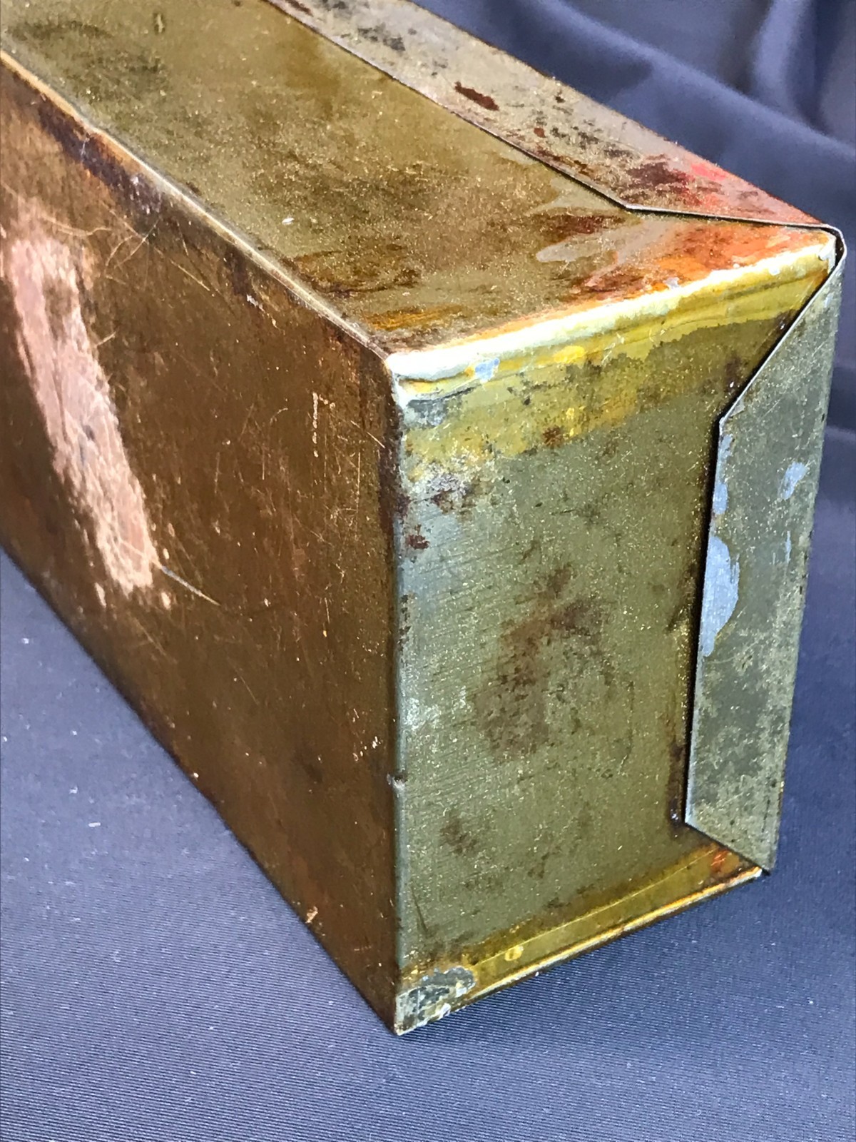 Vintage QUEEN MARY LIFEBOAT & RAFT RATION BISCUITS Sealed Tin