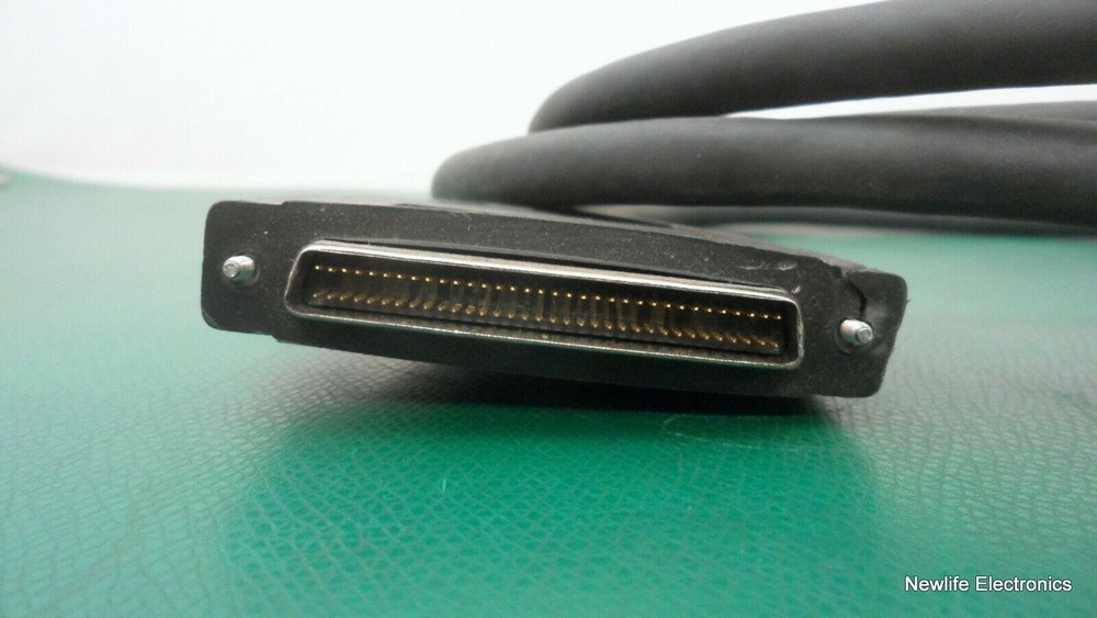 HP 5183-2675 2.5m (8.2 ft.) 68-pin SCSI Interface Cable