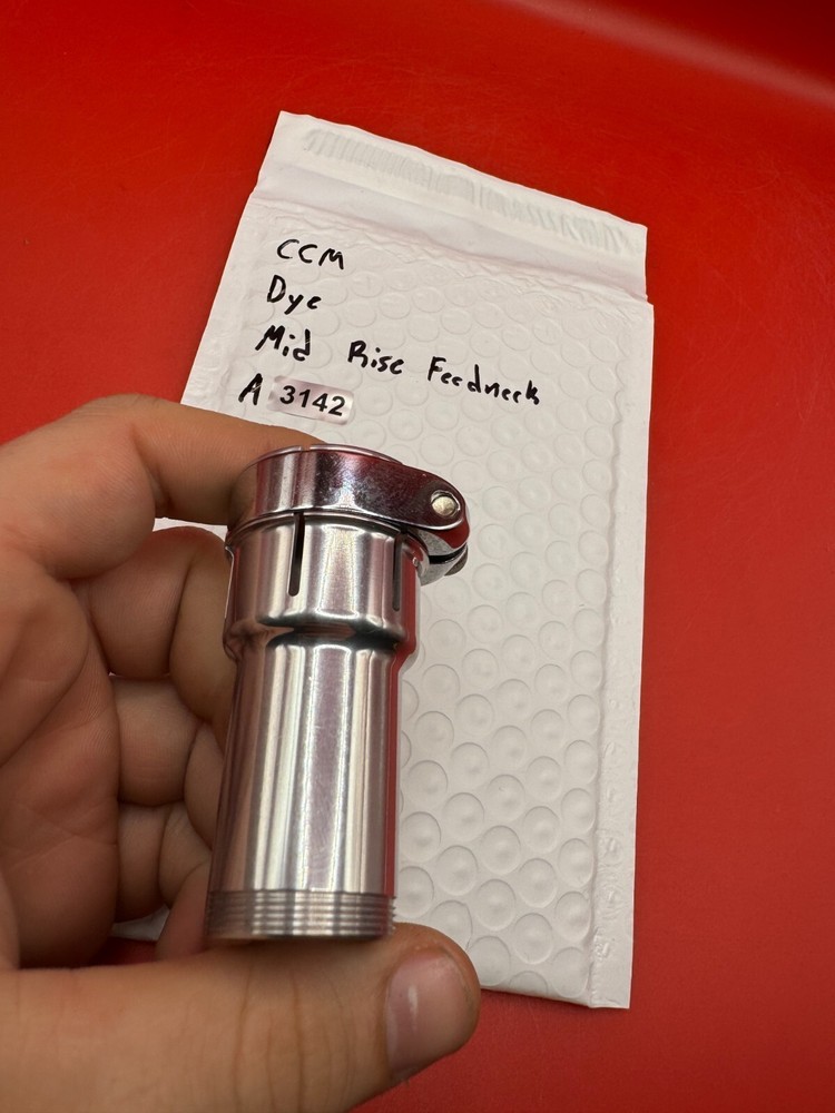 CCM Dye Mid Rise Feedneck