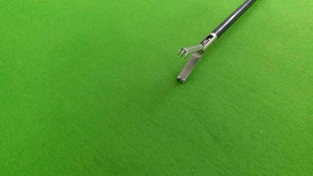 Claw Grasping Forcep Insert 5mmx330mm Laparoscopic Endoscopy Surgical Instrument