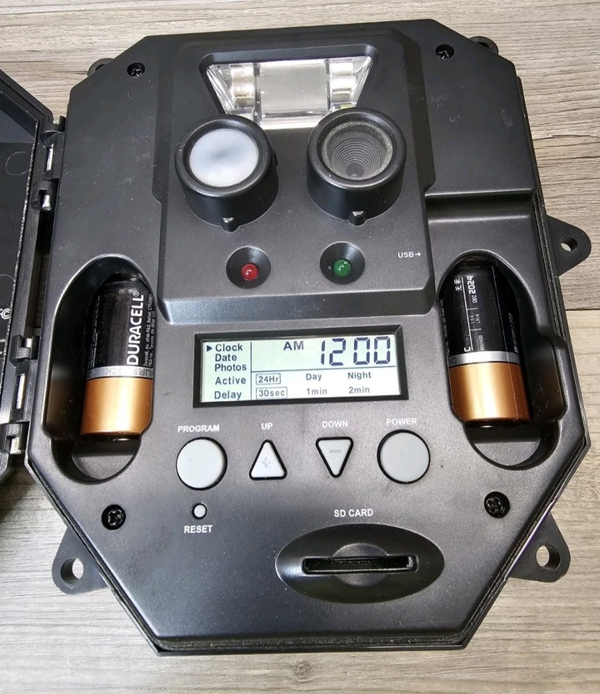 Wildgame Innovations Digital Game Scouting Camera, Pre-owned