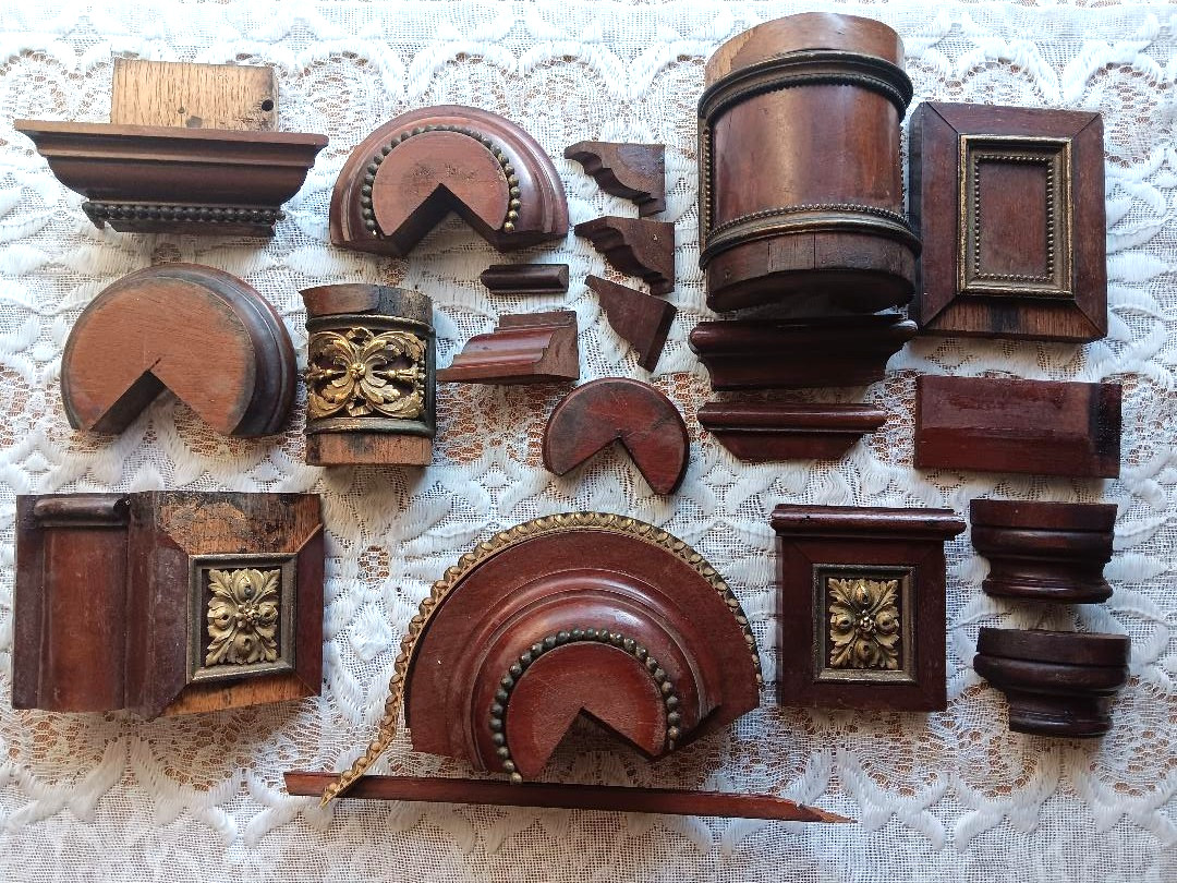 Antique Architectural Salvage Wood Brass Decorative Ornate Elements Trim