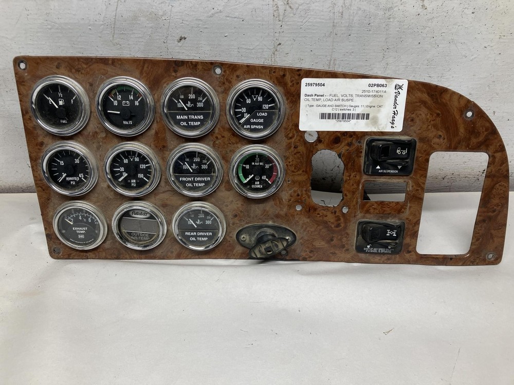 2001-2005 Peterbilt 378 GAUGE AND SWITCH Dash Panel - Used