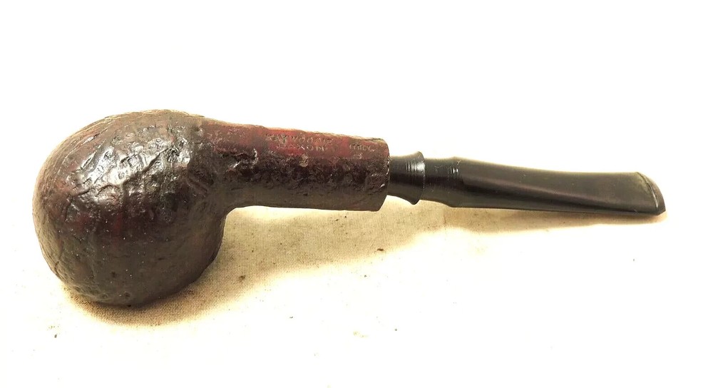 KAYWOODIE RUSTICATED AUTHOR SAXON BRIAR PIPE