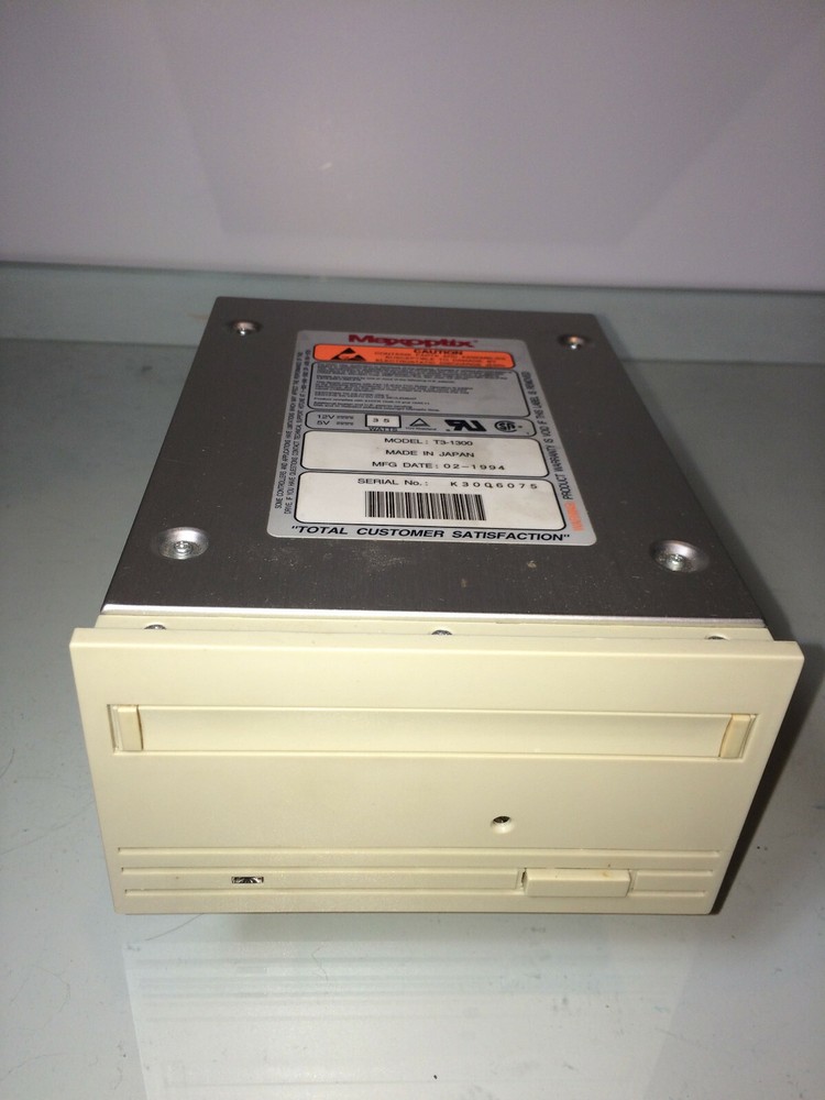 Maxoptix Model T3-1300 Optical Drive Japan