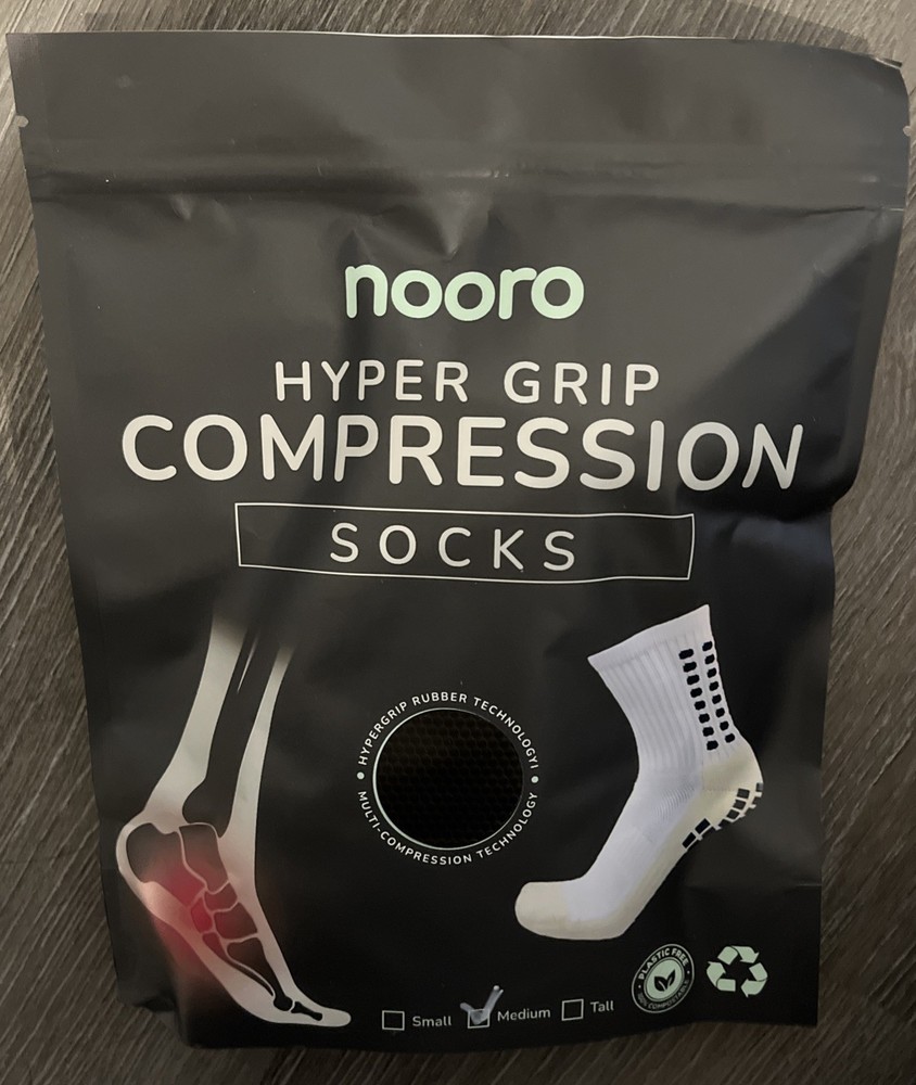 Nooro HYPER GRIP COMPRESSION SOCKS SIZE MEDIUM Black--NEW