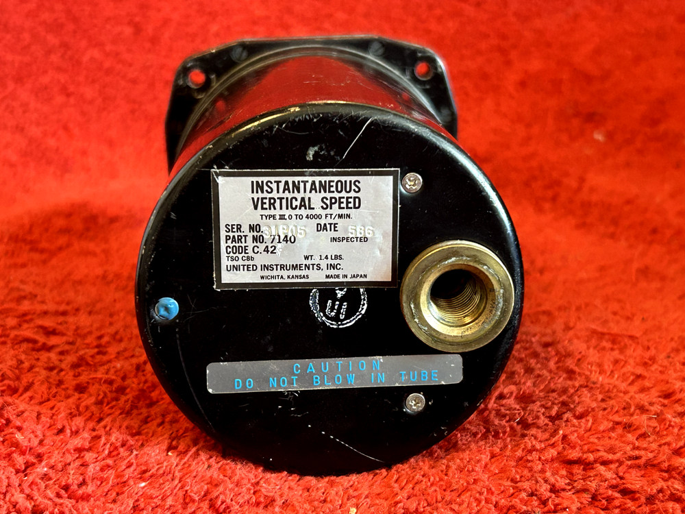 UNITED INSTRUMENTS INSTANTANEOUS VERTICAL SPEED INDICATOR P/N 7140 CODE C.42