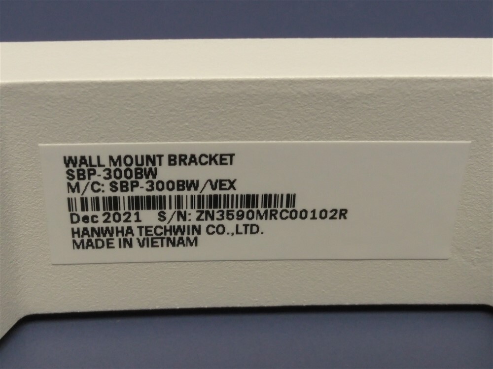 Samsung Hanwha Techwin SBP-300BW Wall Mount Base (White) NEW