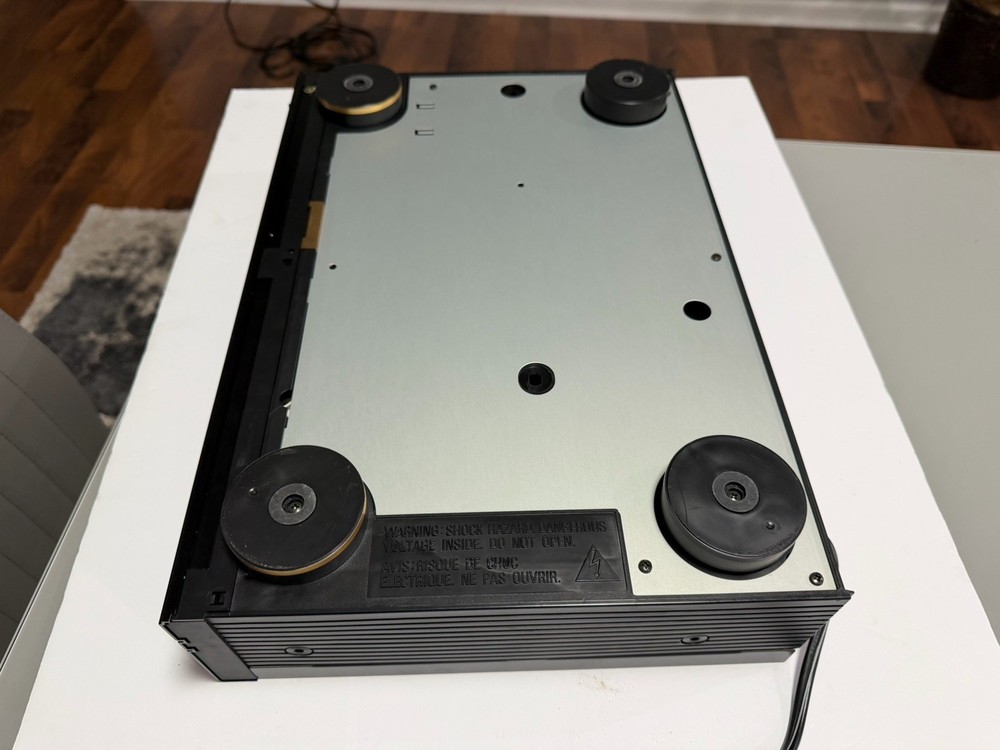 Denon DCD-620 Vintage Audiophile Single CD Player NO Remote