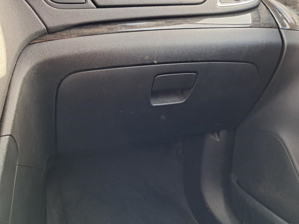 ENCORE 2013 Glove Box 4861490