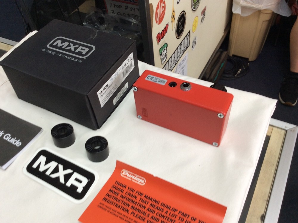 MXR Dynacomp compressor pedal