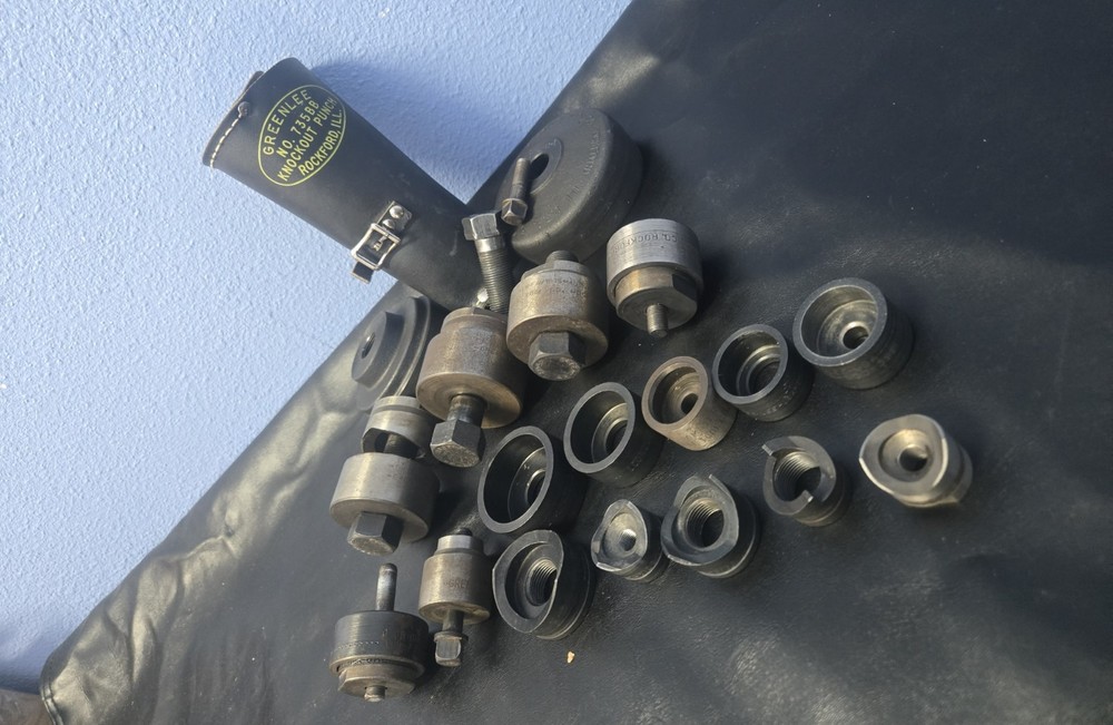ASSORTED GREENLEE KNOCKOUT PUNCH ( INV01 - BINW001A )