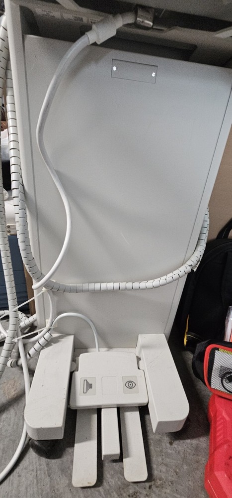 PHILIPS 9896 001 41562 MD ELEVA REMOTE STAND CONTROL with Stand and Control