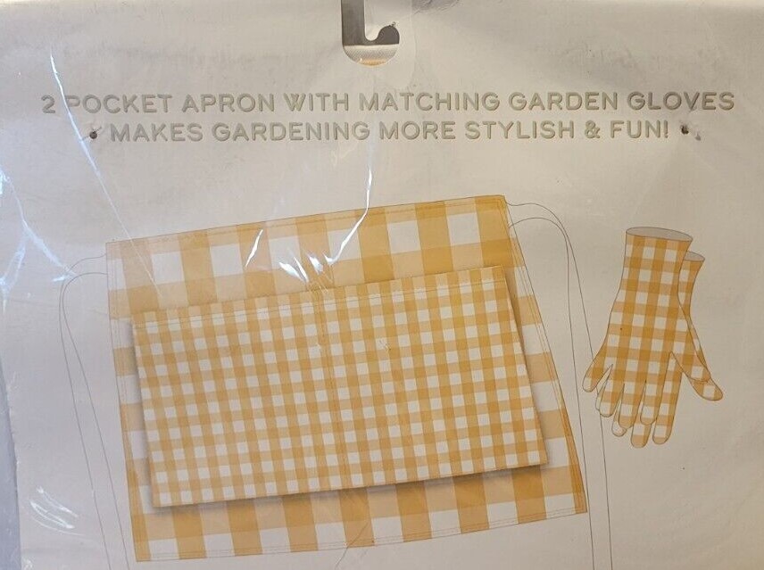 Gingham Garden Glove & Apron Gift Set