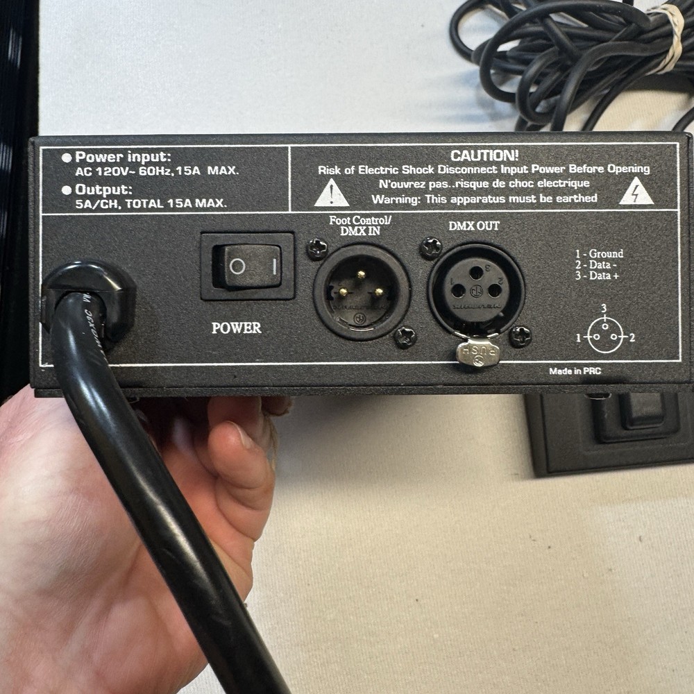 Elation Pro T16F Foot Control Chaser And Controller Pattern Stand-by Working