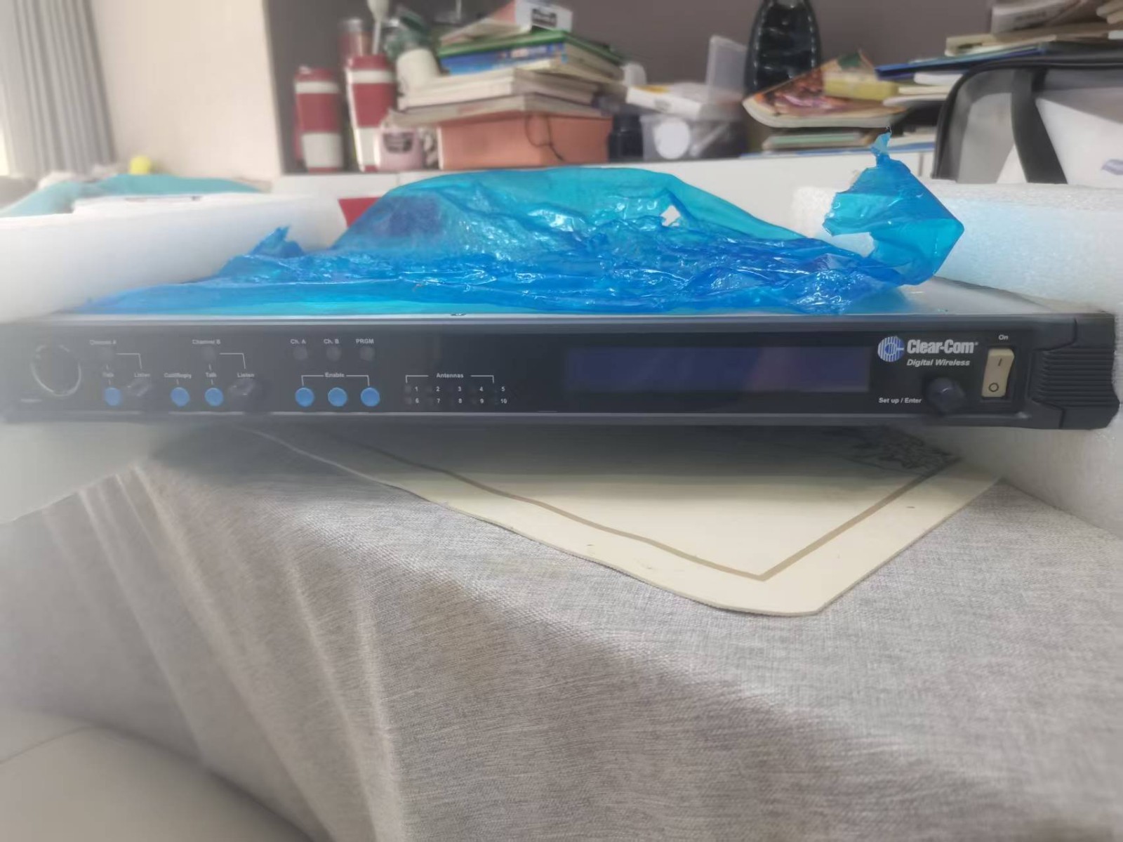 Clear-Com FSII-BASE Freespeak II 20BP Digital Wireless ,Only shipping fee link.