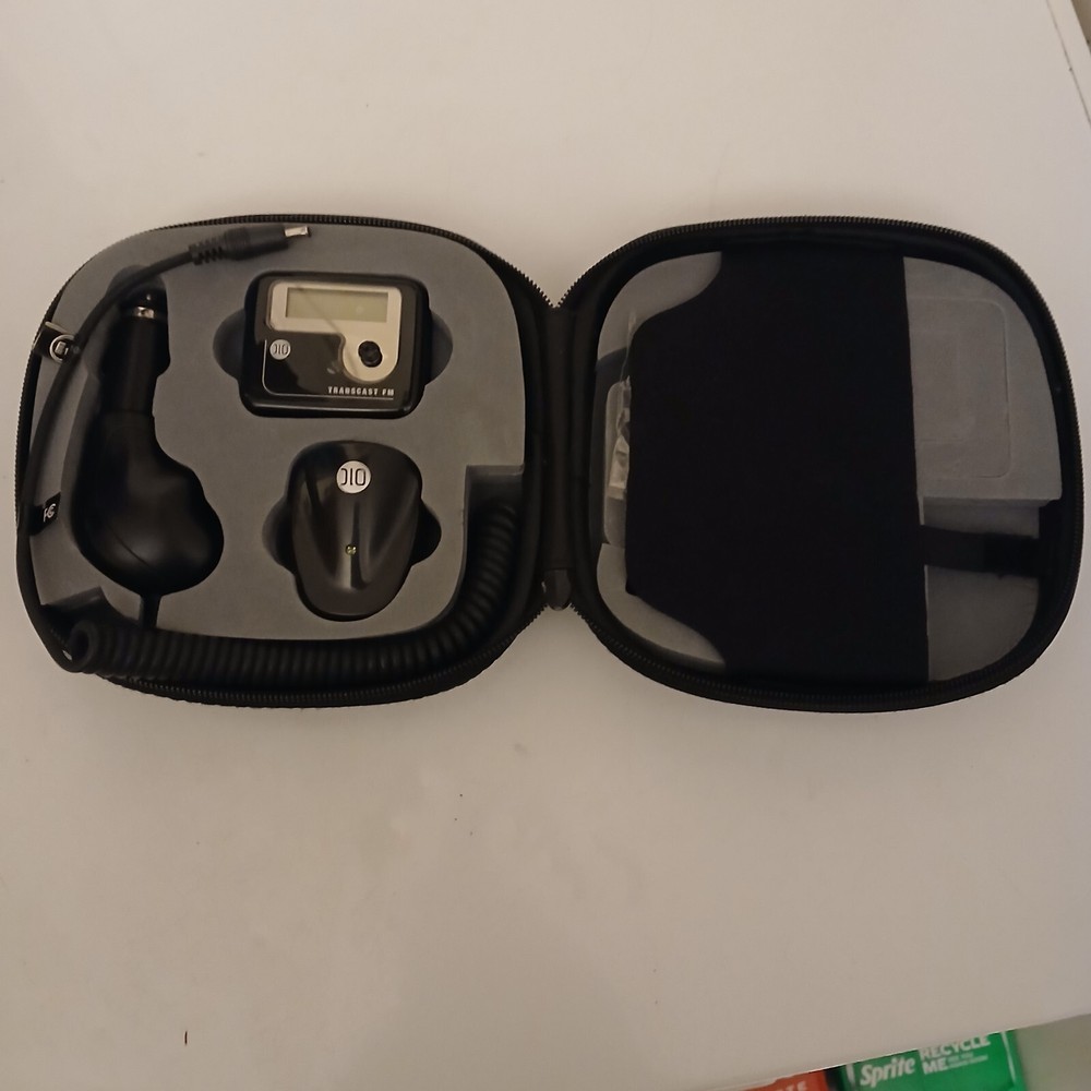 DLO TransCast® FM Car FM transmitter With Case