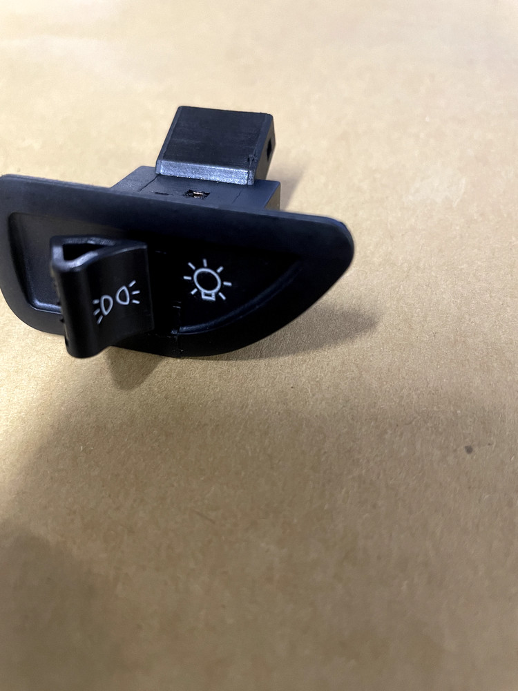 Keeway Target 125 Headlight Switch 91100H290000 (Box 97)