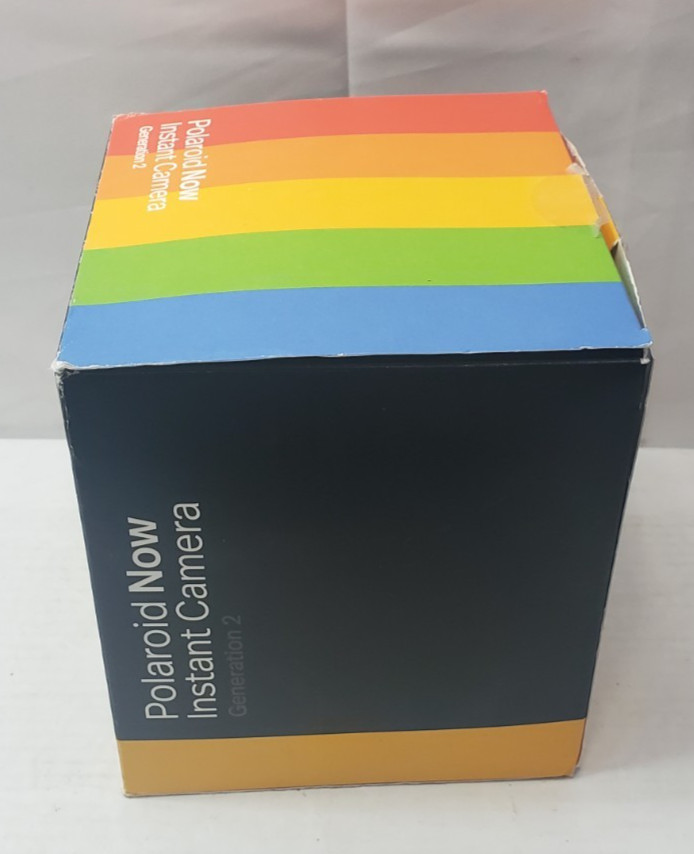 Polaroid Essentials Box Film Camera with Automatic Focus & Polaroid 600 Format