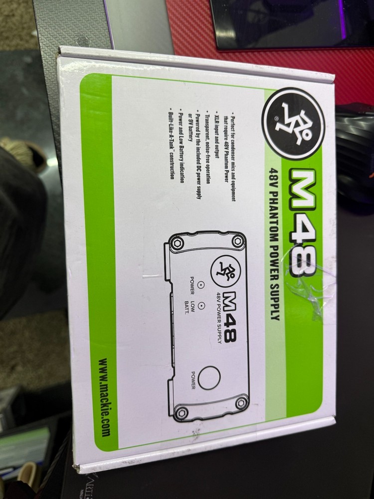 Mackie M-48 48V Phantom Power Supply