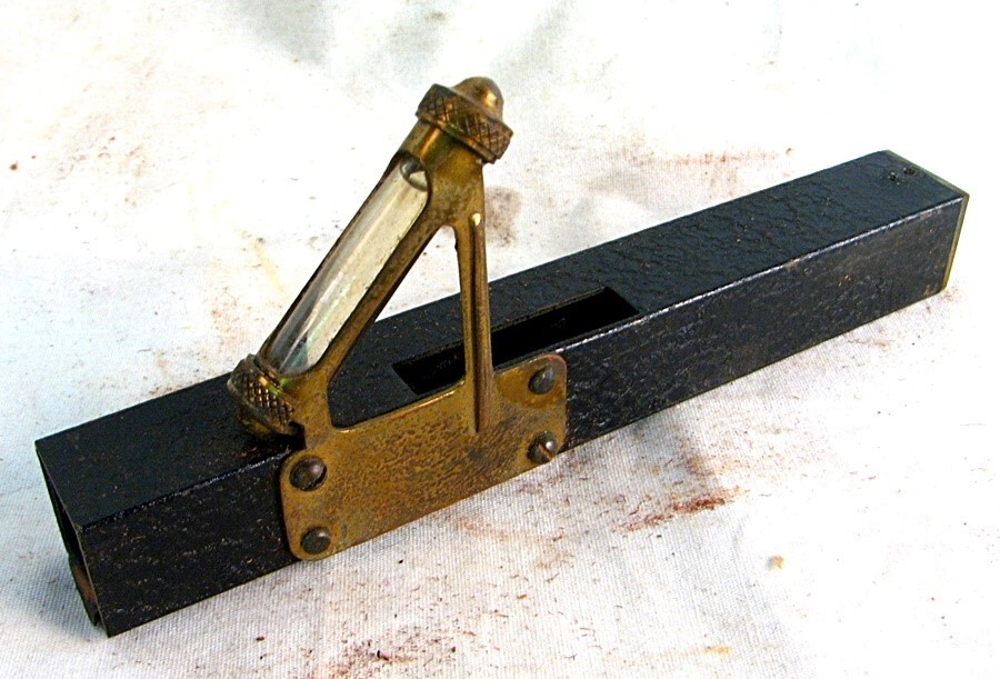 ANTIQUE MATTHEWS TELEHEIGHT SURVEYING TOOL LEATHER CASE