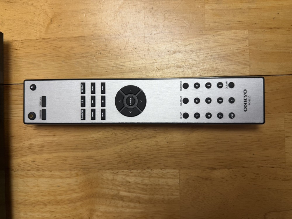 Onkyo C-7030 CD-MP3 Player Bundle w/ Remote Excellent Condition