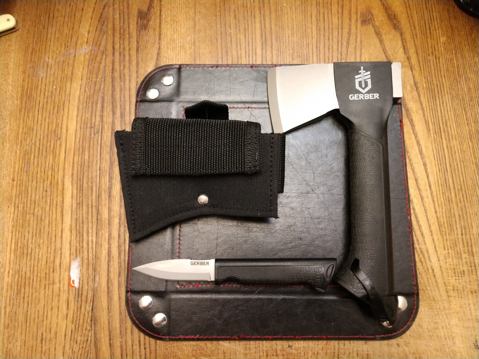 Gerber Gear Gator Combo Axe and Knife, for Chopping Wood and Splitting Wood, NEW