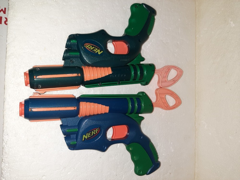 Nerf N-Strike Green Tech Electronic Target & (2) Nerf Tech Target Eliminators