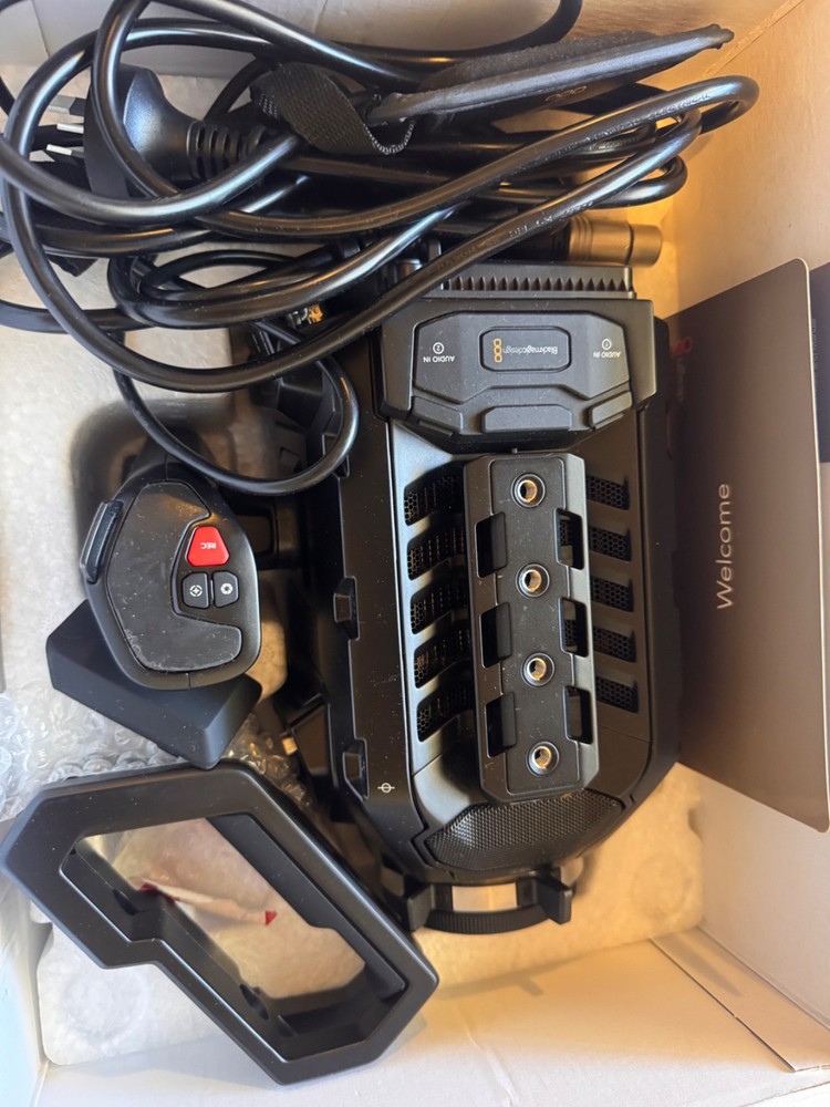 Blackmagic URSA Mini 4.6K PL Camera - (Davinci Resolve Studio NOT INCLUDED)
