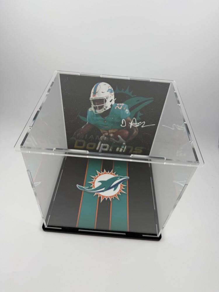 De’Von Achane Custom Mini Helmet Display or Card Display - Dolphins