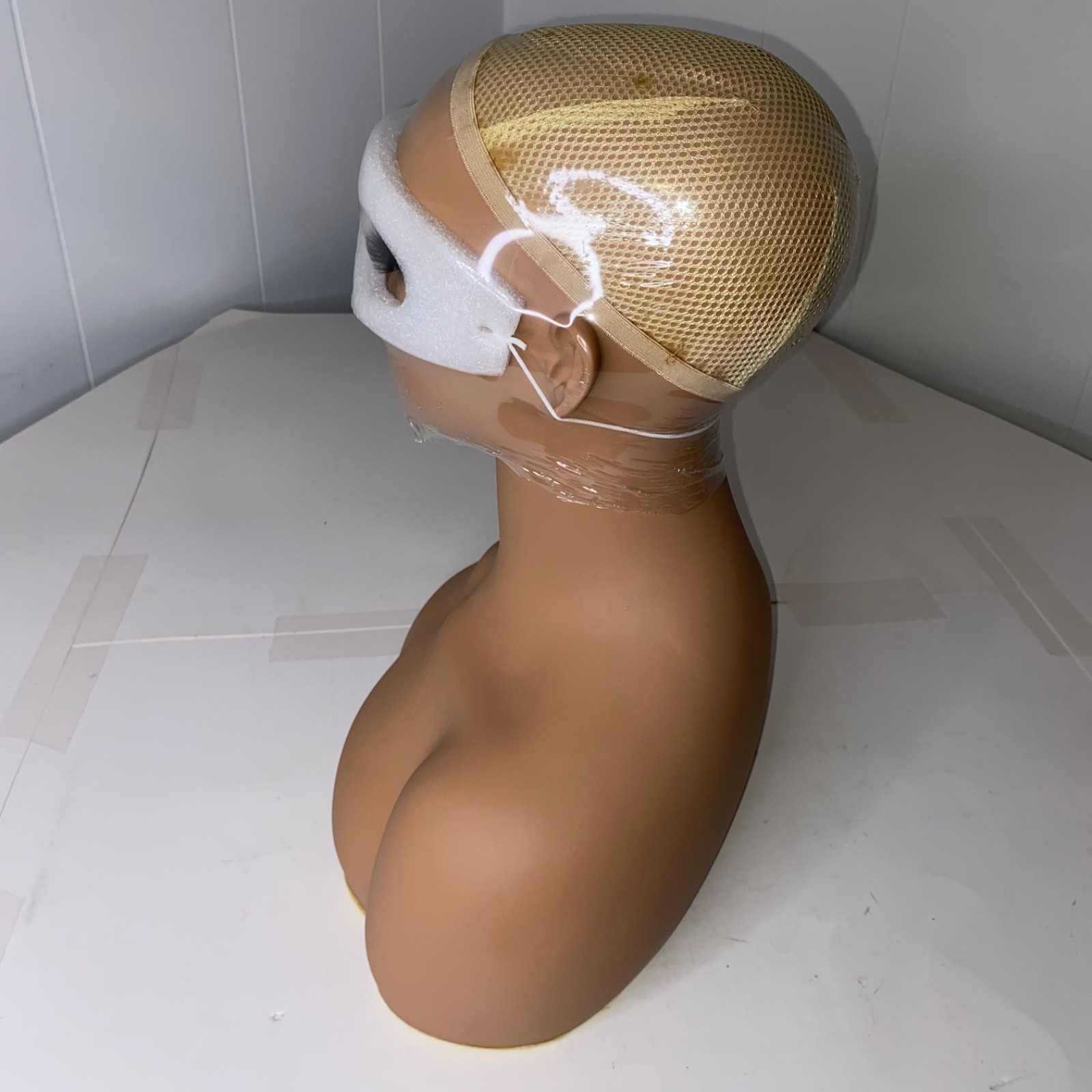 Realistic 17 Inch PVC Mannequin Head with Shoulders Upper Body Female New