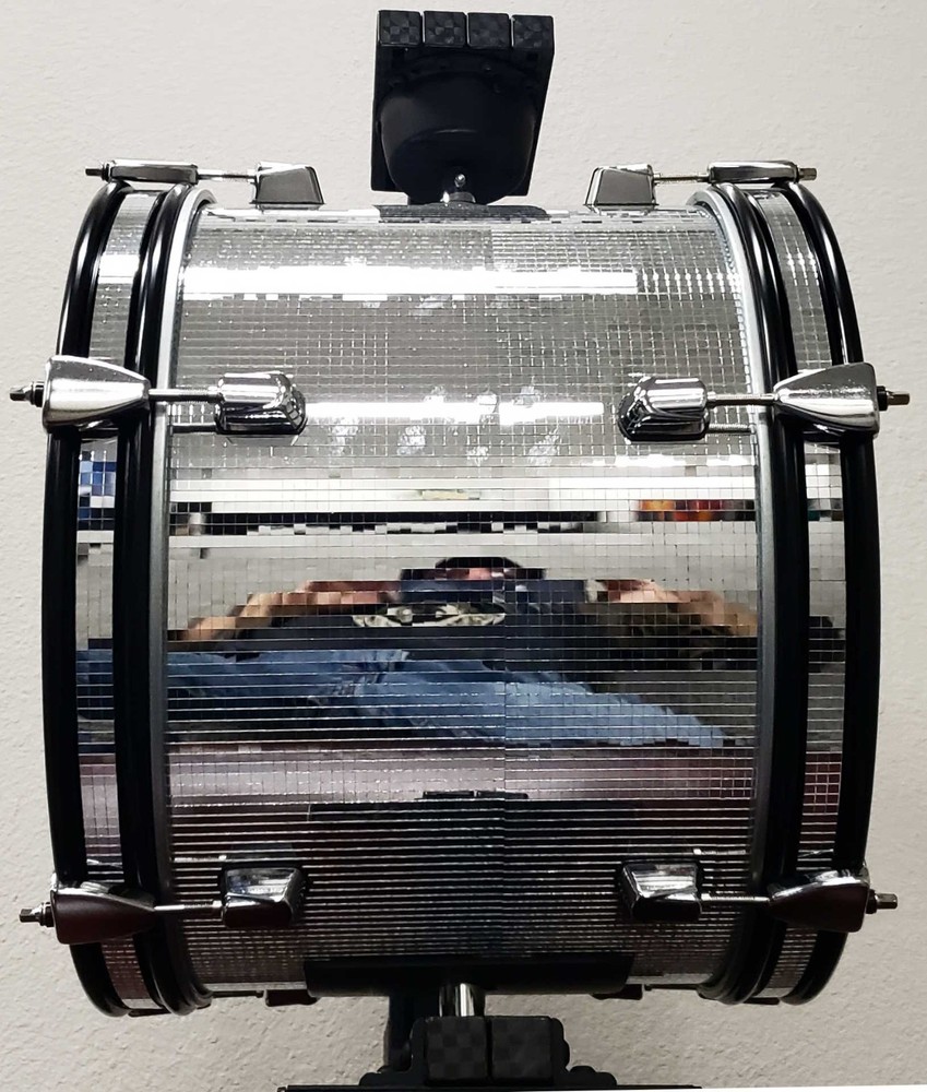 KISS Rotating Drum Display, Double Sided, Internal LED Lighting + Remote Control