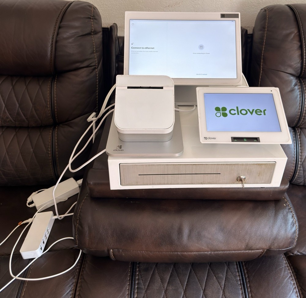 Clover POS System Cash Drawer Receipt Printer Touchscreen Card Reader