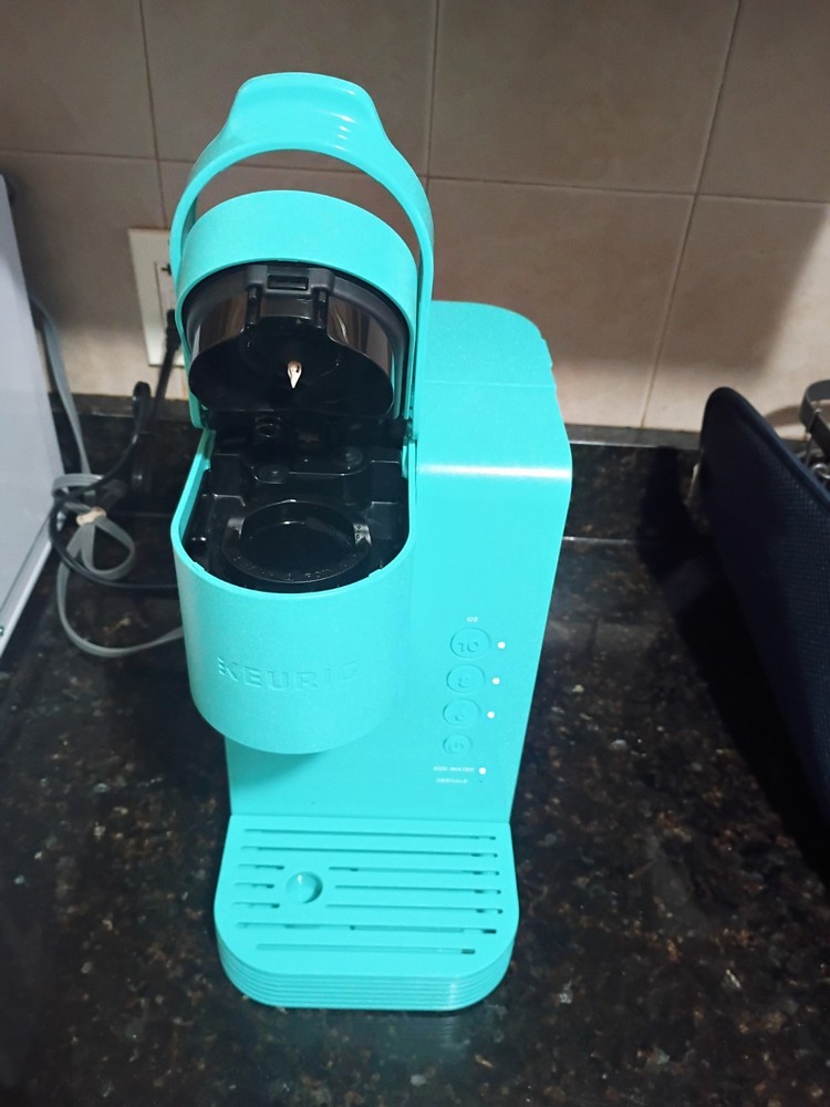 Keurig mini mint coffee maker goes up to 10 oz