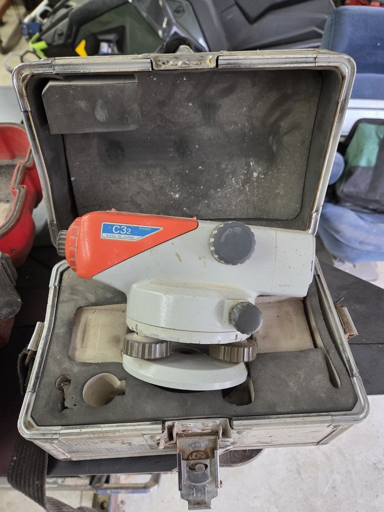 Sokkia C32 Automatic Level D10343, Made in Japan. Used.