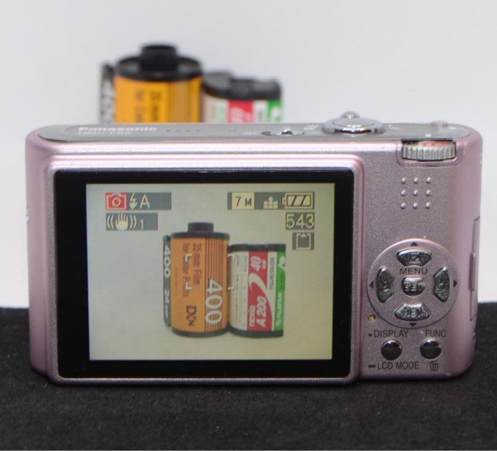 Panasonic LUMIX DMC FS2 Pink Compact Digital Camera Untested Condition