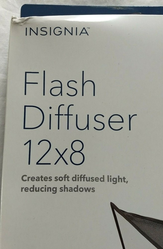 Insignia Camera Flash Diffuser 12" x 8" NS-DFD04