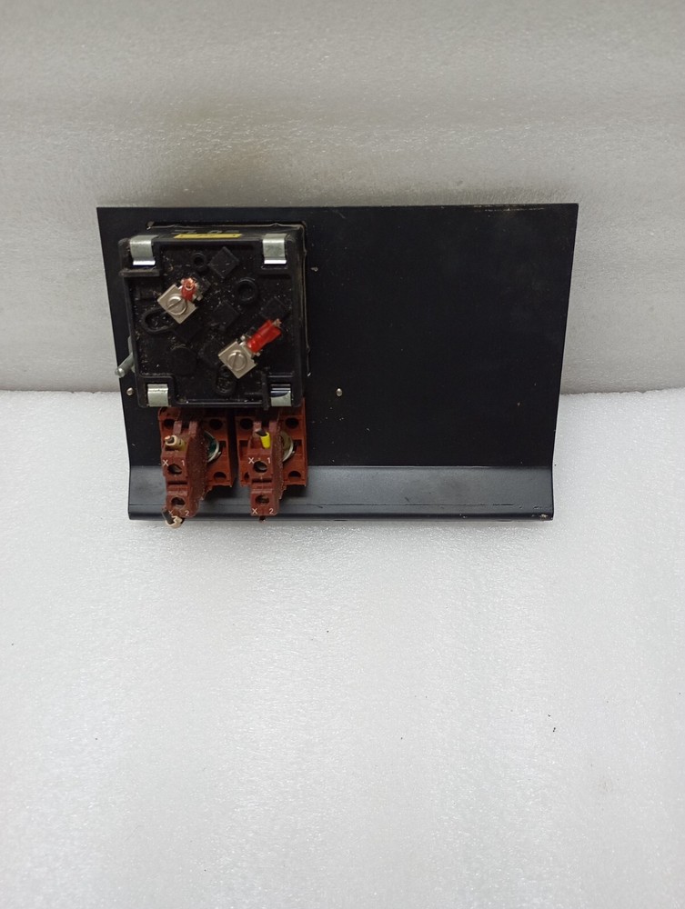 SPOHN+BURKHARDT DECK CONTROL STATION INTERIOR CELSA METER