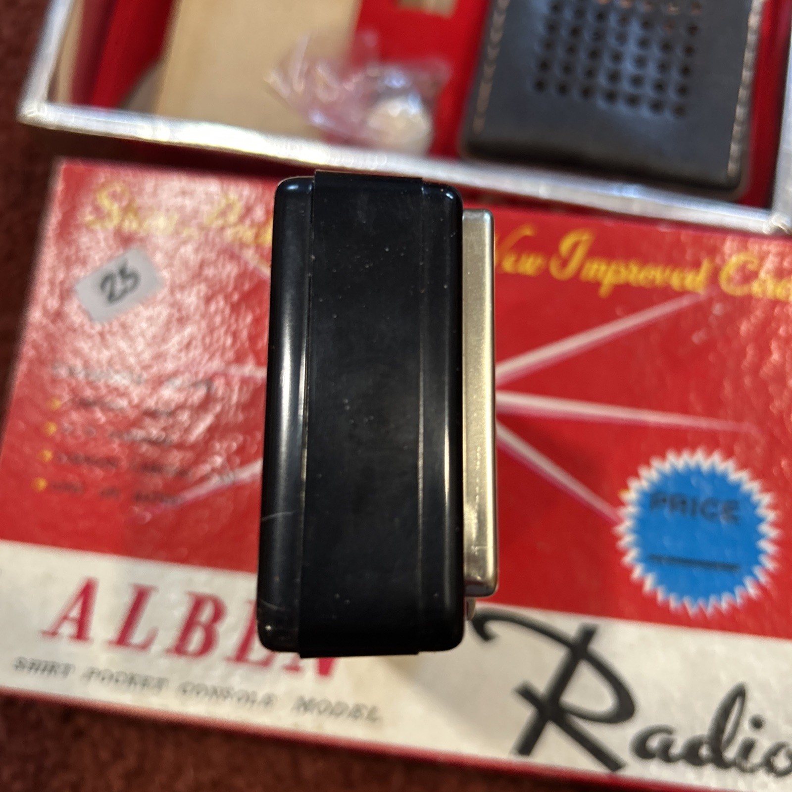 Vintage Alben Mini Transistor Radio Shirt Pocket Console Model (works)