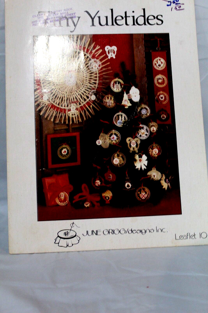 Tiny Yuletides Cross Stitch Pattern